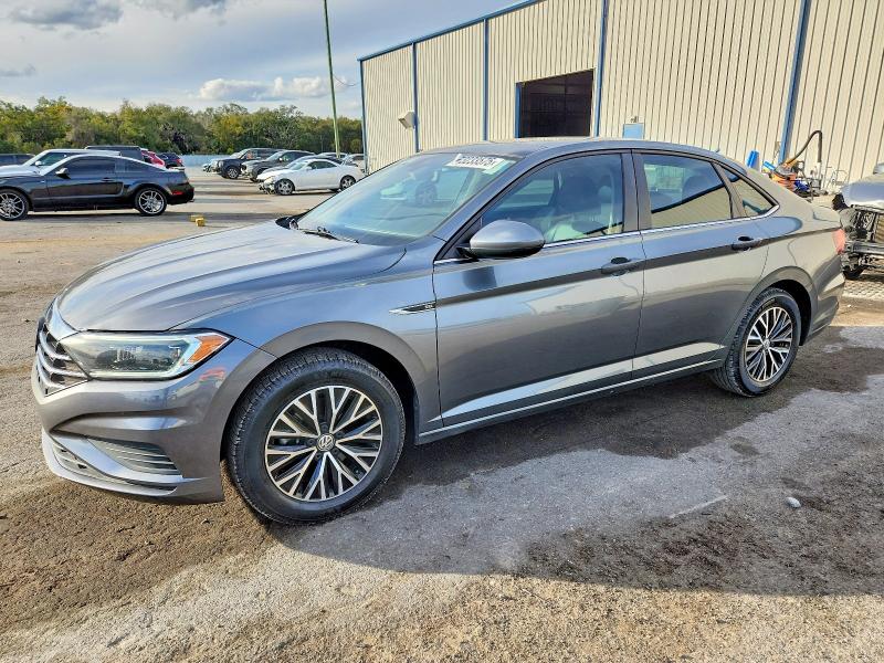 Фото 1 - VOLKSWAGEN JETTA