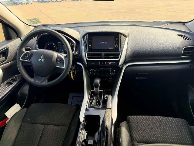 Фото 9 - MITSUBISHI ECLIPSE