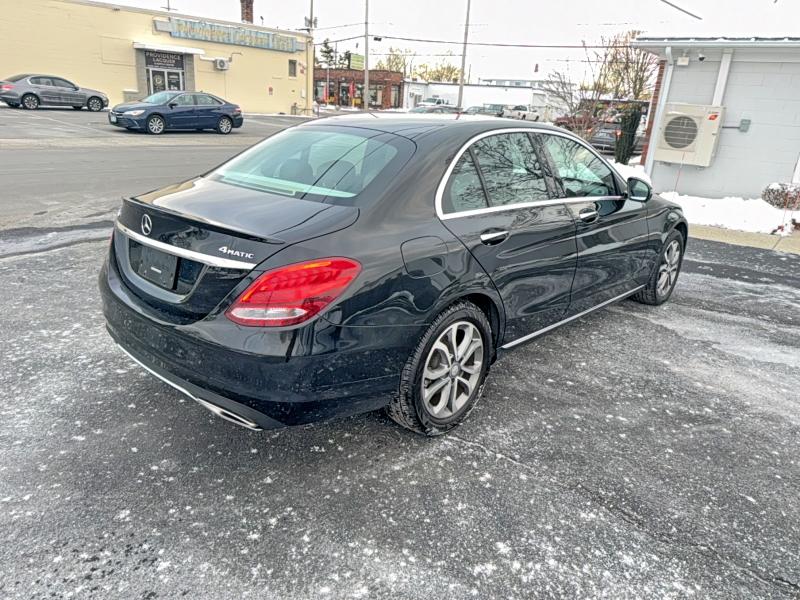 Фото 4 - MERCEDES-BENZ C-CLASS