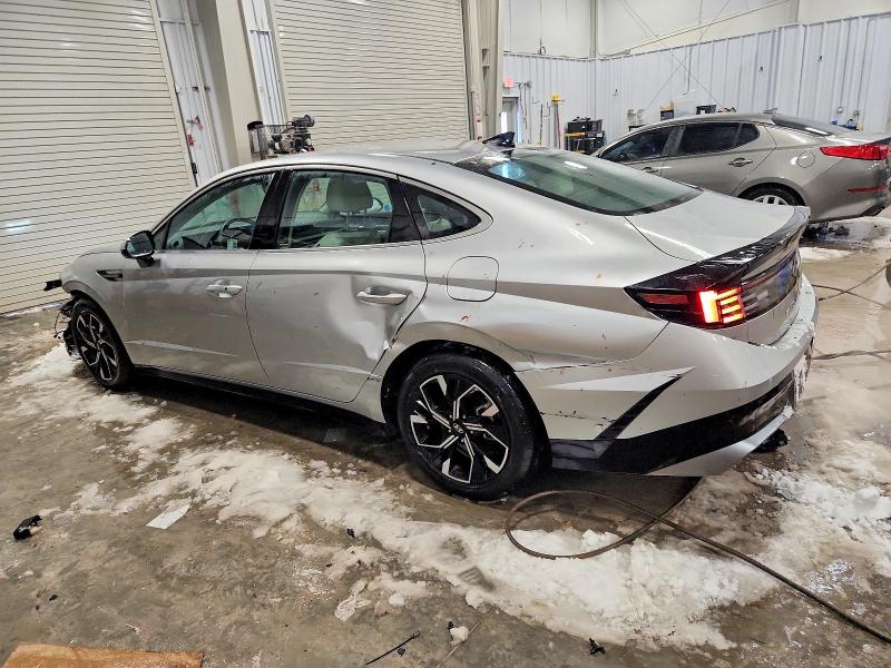 Фото 2 - HYUNDAI SONATA