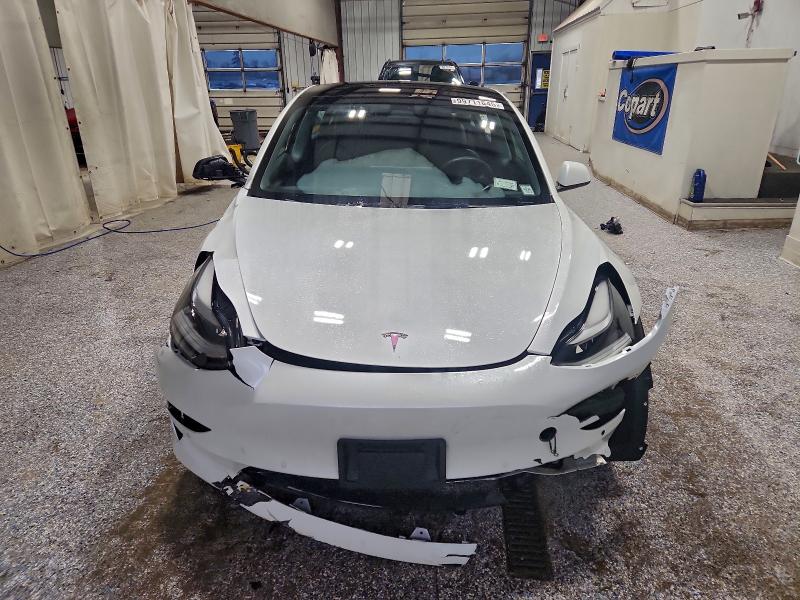 Фото 5 - TESLA MODEL 3