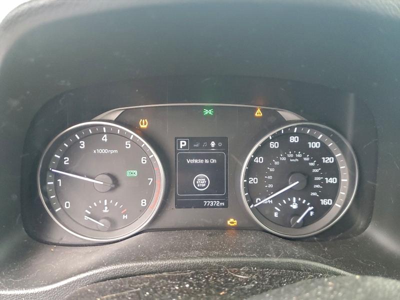 Фото 9 - HYUNDAI ELANTRA