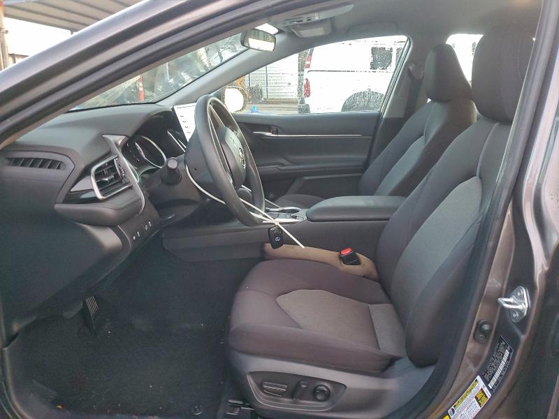 Фото 7 - TOYOTA CAMRY