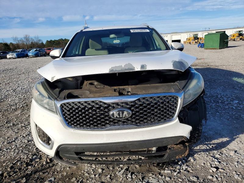 Фото 5 - KIA SORENTO