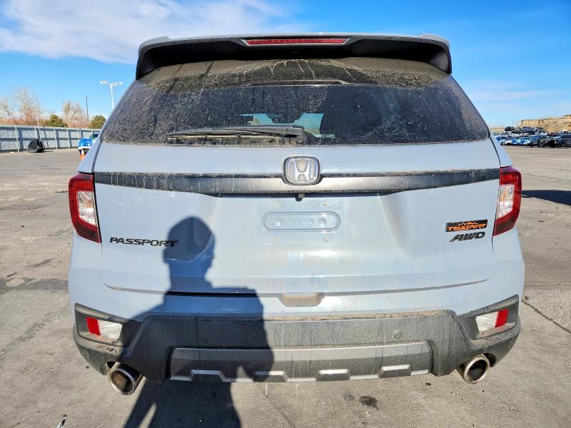Фото 6 - HONDA PASSPORT