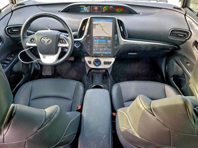 Фото 8 - TOYOTA PRIUS