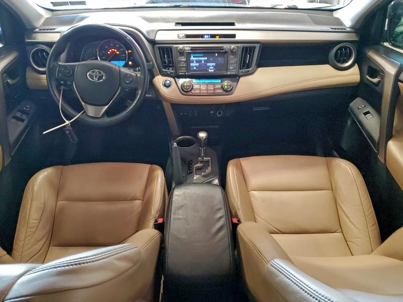 Фото 8 - TOYOTA RAV4