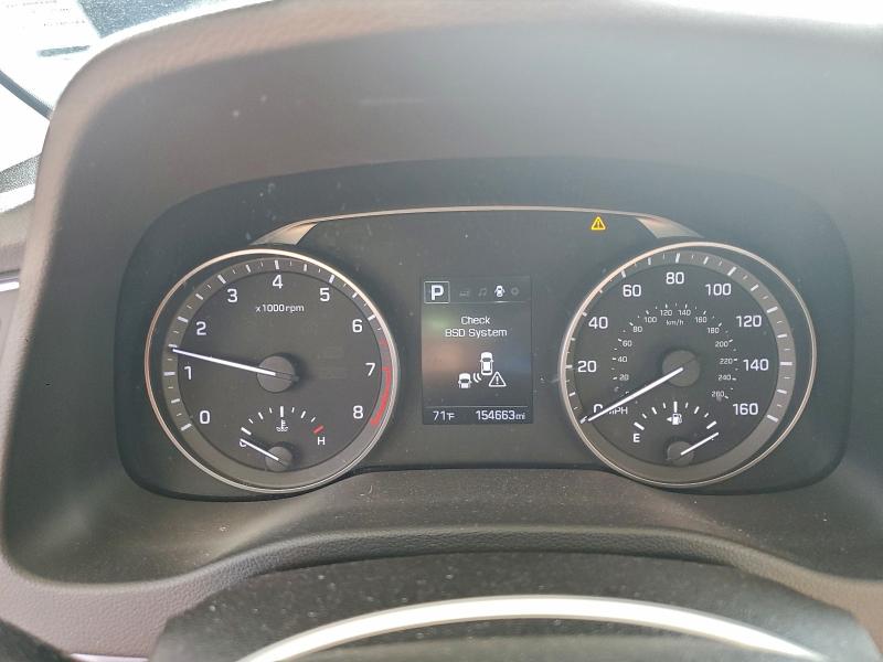 Фото 9 - HYUNDAI ELANTRA