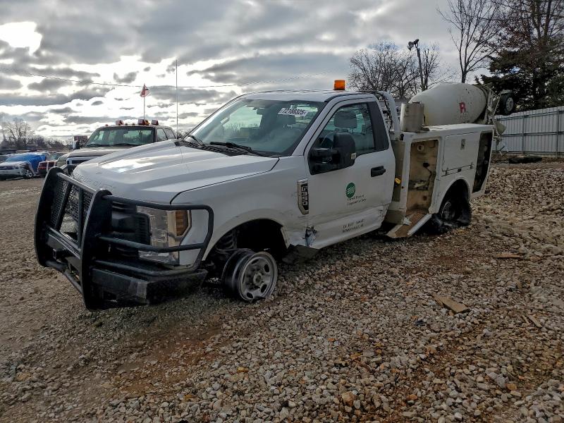 Фото 1 - FORD F350