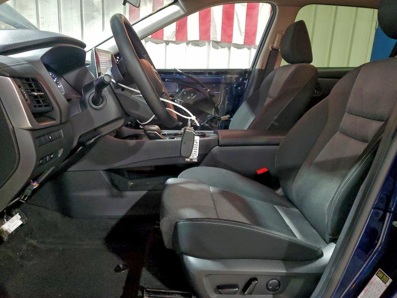 Фото 7 - NISSAN ROGUE