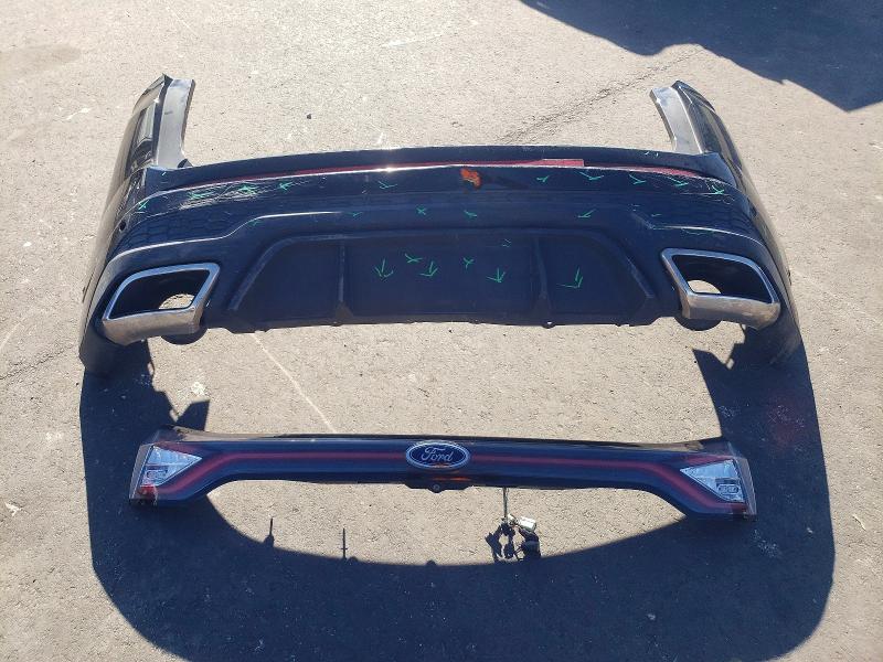 Фото 13 - FORD EDGE