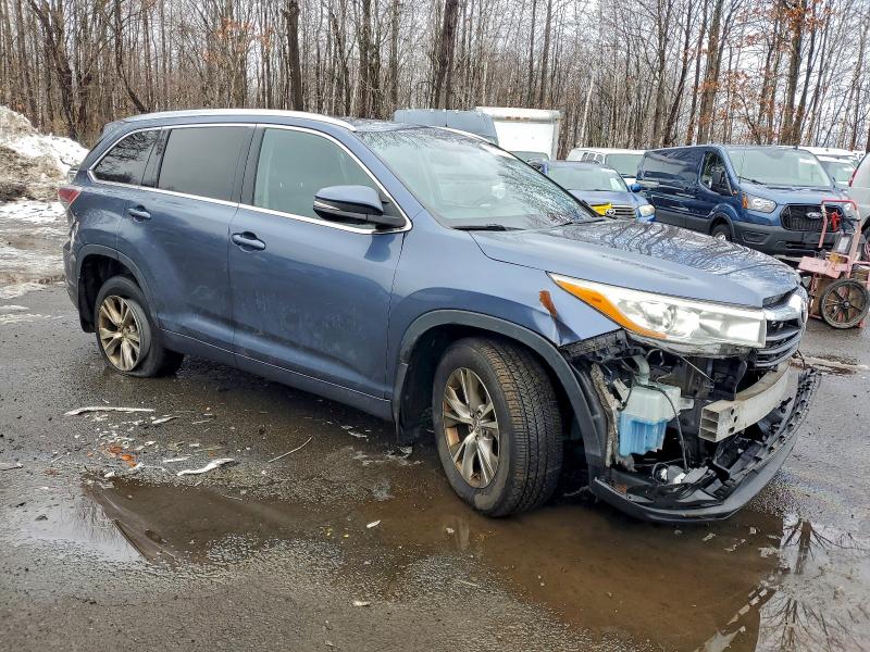 Фото 4 - TOYOTA HIGHLANDER