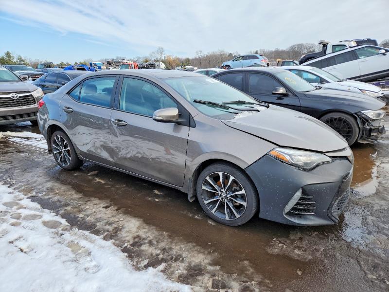 Фото 4 - TOYOTA COROLLA