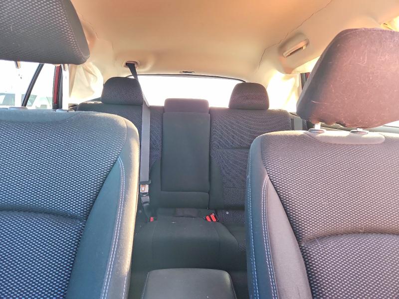 Фото 10 - SUBARU OUTBACK