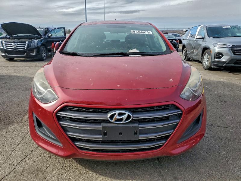 Фото 5 - HYUNDAI ELANTRA