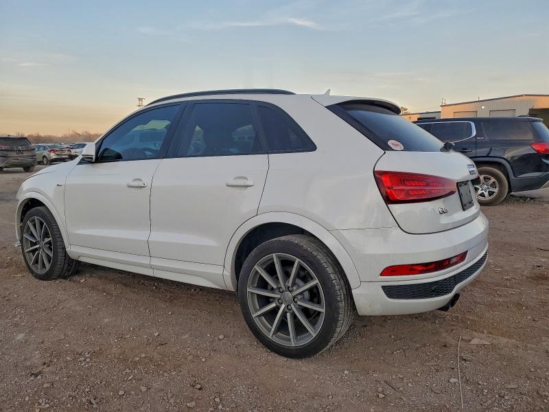 Фото 2 - AUDI Q3
