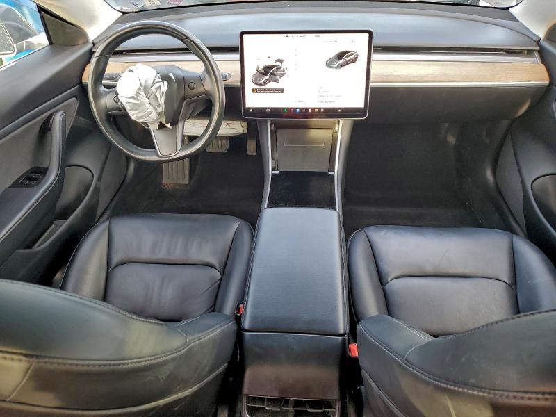 Фото 8 - TESLA MODEL 3