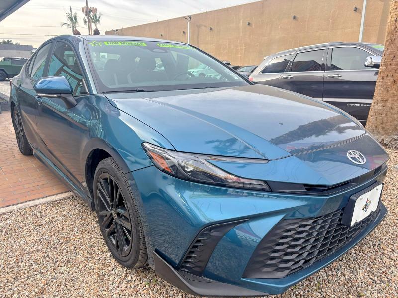 Фото 1 - TOYOTA CAMRY