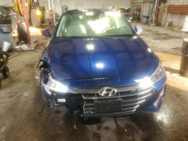 Фото 5 - HYUNDAI ELANTRA