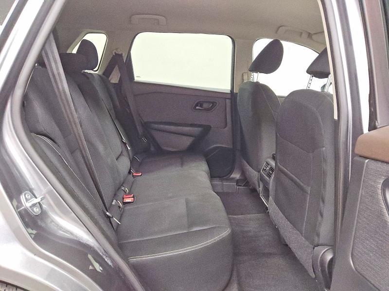 Фото 10 - NISSAN ROGUE