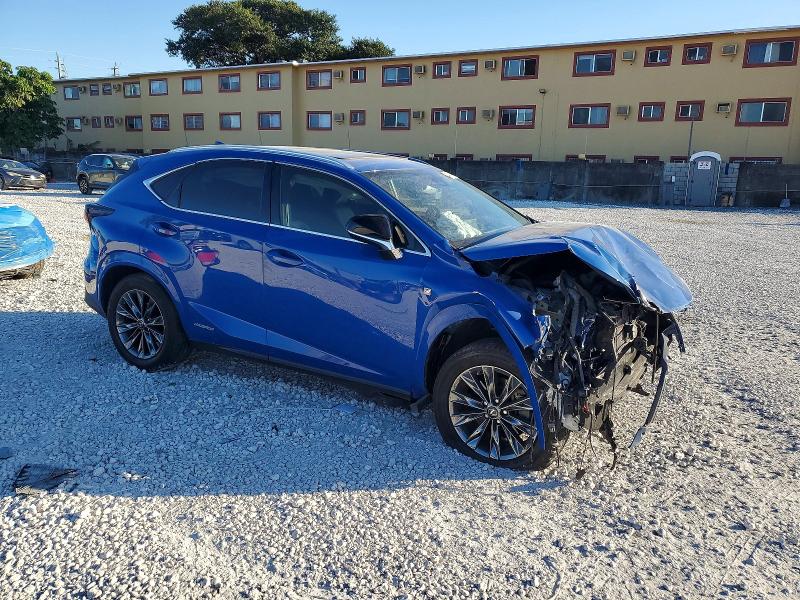 Фото 4 - LEXUS NX