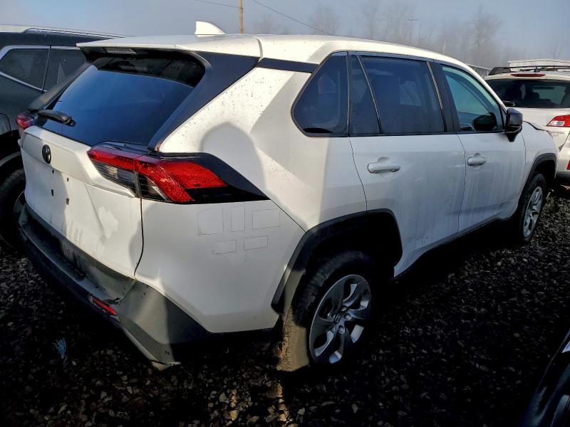 Фото 3 - TOYOTA RAV4