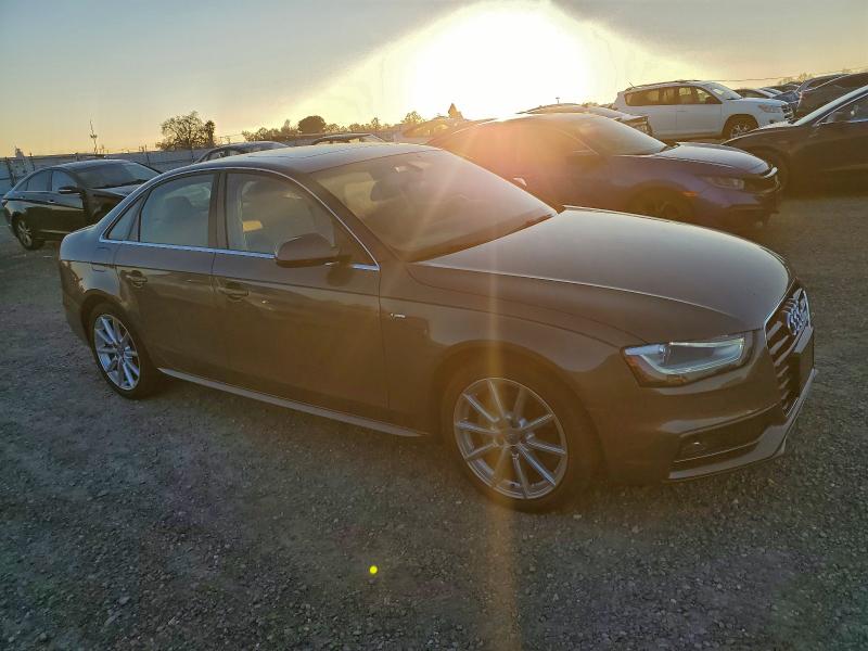 Фото 4 - AUDI A4