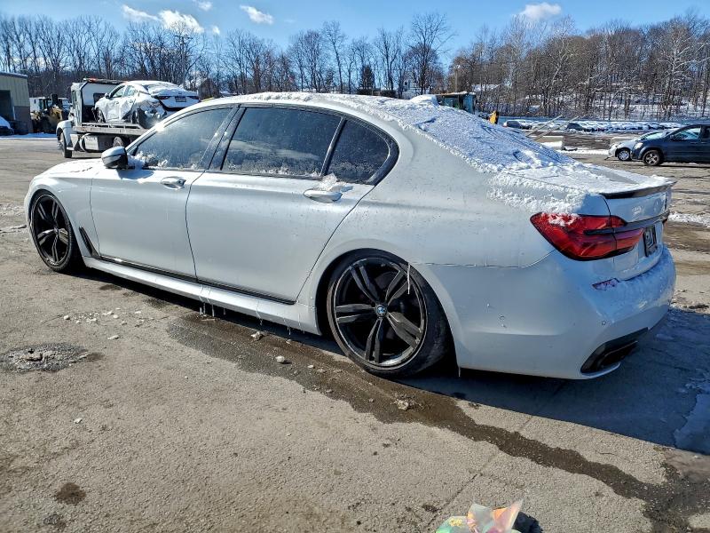 Фото 2 - BMW 7 SERIES