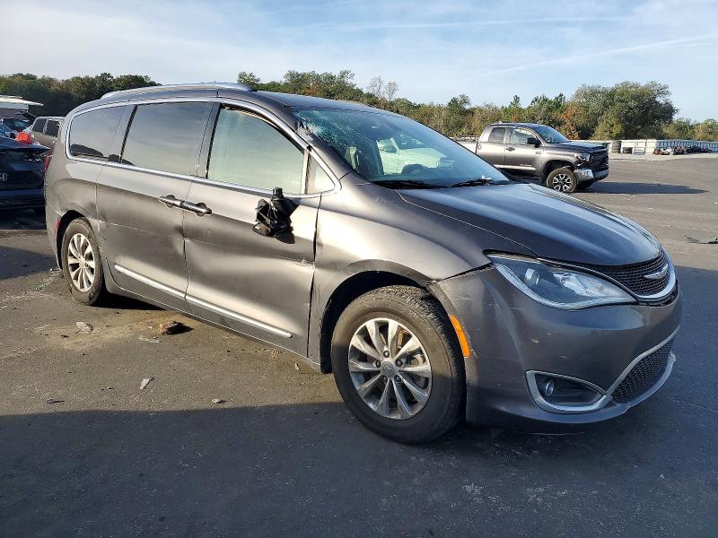 Фото 4 - CHRYSLER PACIFICA