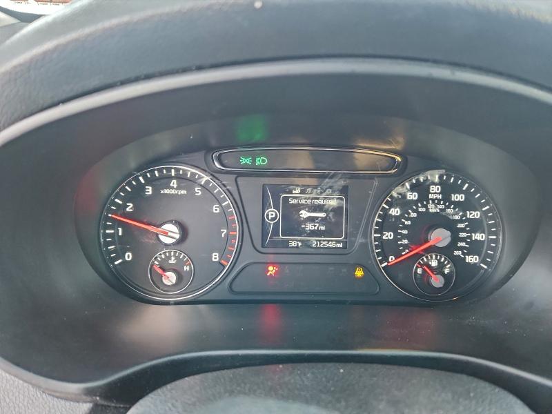 Фото 9 - KIA SORENTO