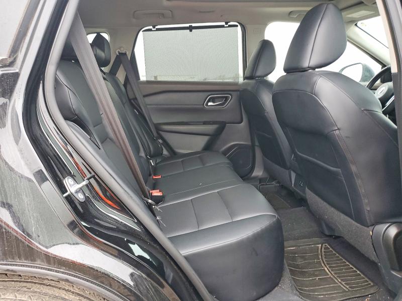 Фото 10 - NISSAN ROGUE