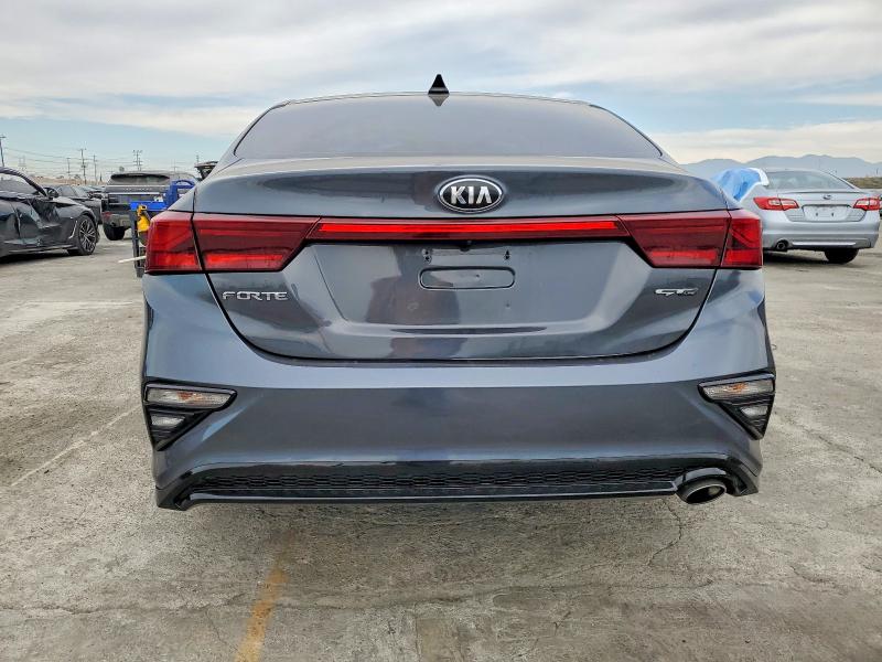 Фото 6 - KIA FORTE