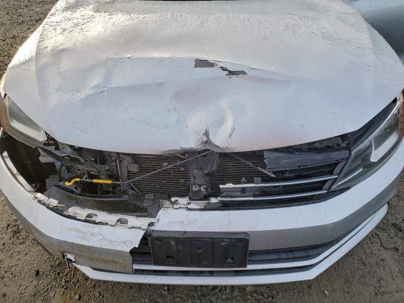 Фото 11 - VOLKSWAGEN JETTA