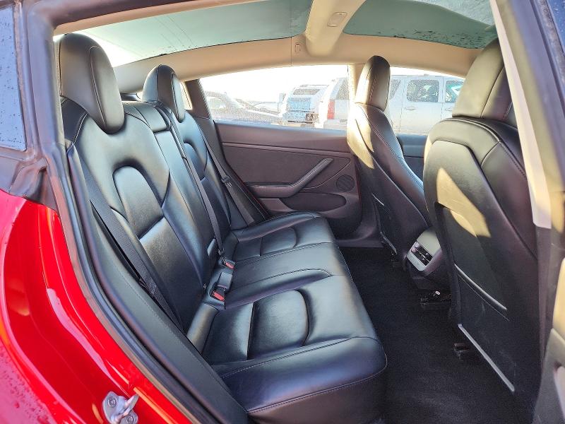 Фото 10 - TESLA MODEL 3