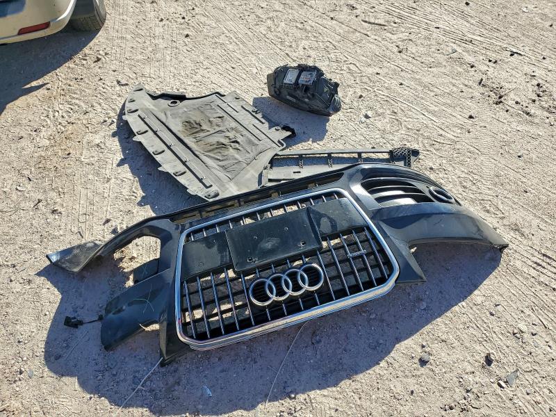 Фото 13 - AUDI Q5