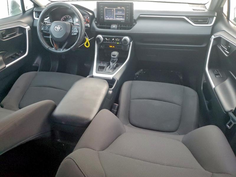 Фото 8 - TOYOTA RAV4