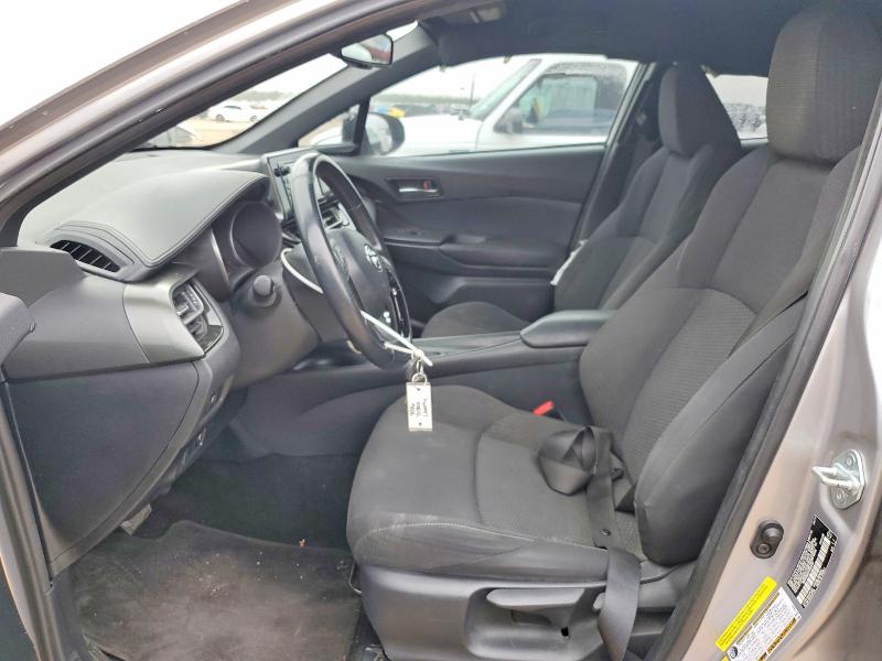 Фото 7 - TOYOTA C-HR