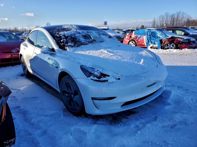 Фото 4 - TESLA MODEL 3