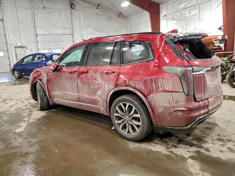 Фото 2 - CADILLAC XT6