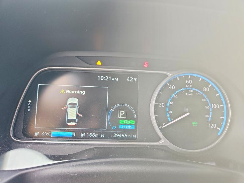 Фото 9 - NISSAN LEAF