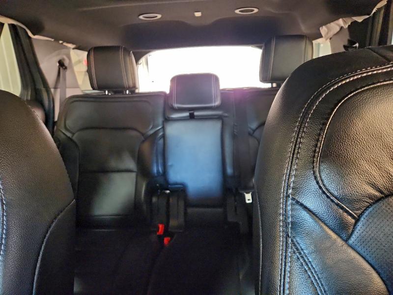 Фото 10 - FORD EXPLORER