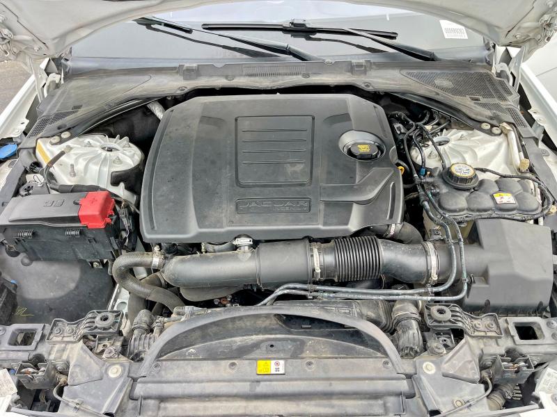 JAGUAR XE 2019 VIN SAJAR4FX7KCP52805