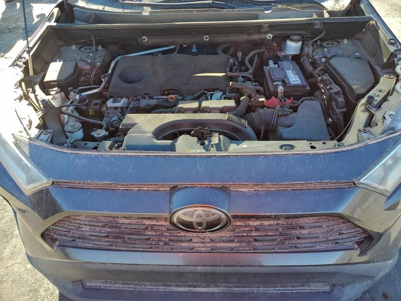 Фото 12 - TOYOTA RAV4