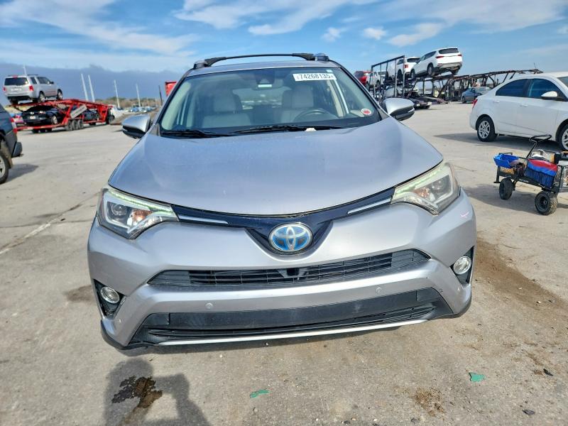 Фото 5 - TOYOTA RAV4