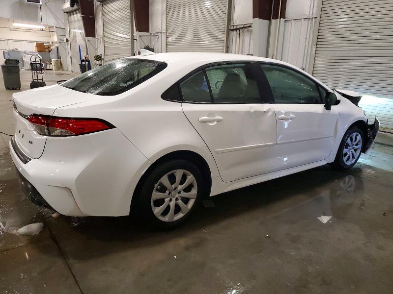 Фото 3 - TOYOTA COROLLA