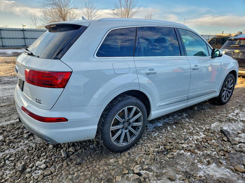 Фото 3 - AUDI Q7