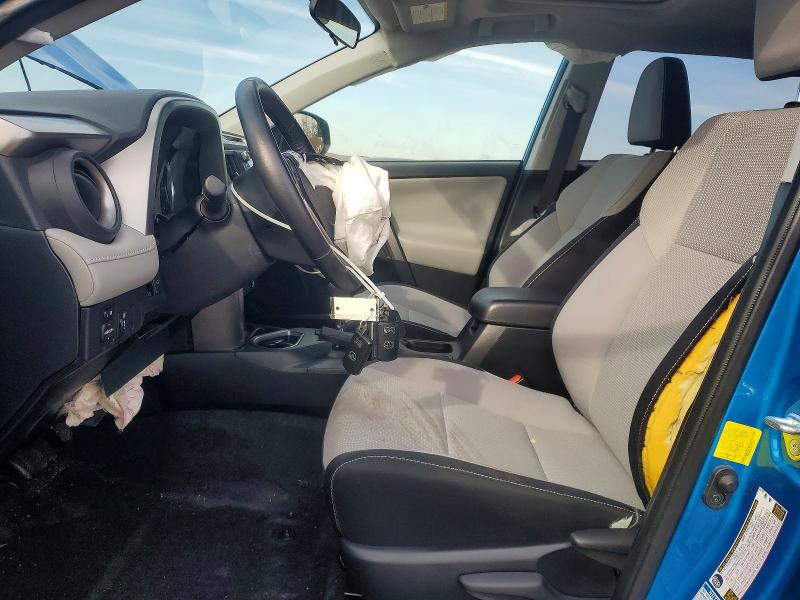 Фото 7 - TOYOTA RAV4