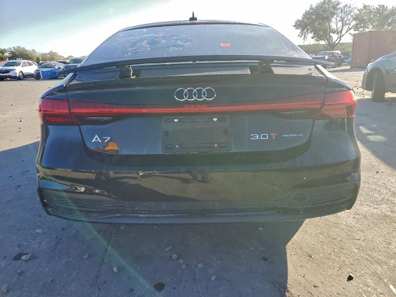 Фото 6 - AUDI A7