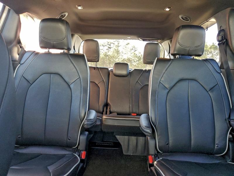 Фото 10 - CHRYSLER PACIFICA