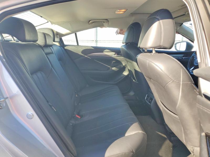 Фото 10 - MAZDA 6